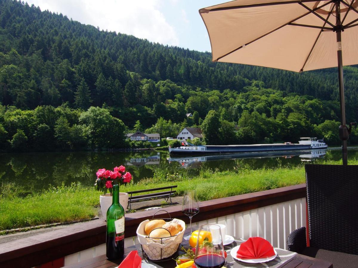 Altes Faehrhaus An Der Mosel Anno1633 Leilighet Traben-Trarbach Eksteriør bilde