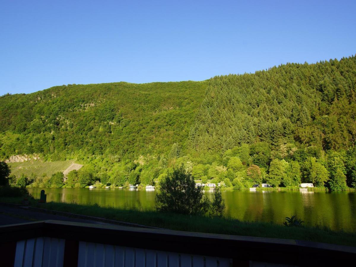 Altes Faehrhaus An Der Mosel Anno1633 Leilighet Traben-Trarbach Eksteriør bilde