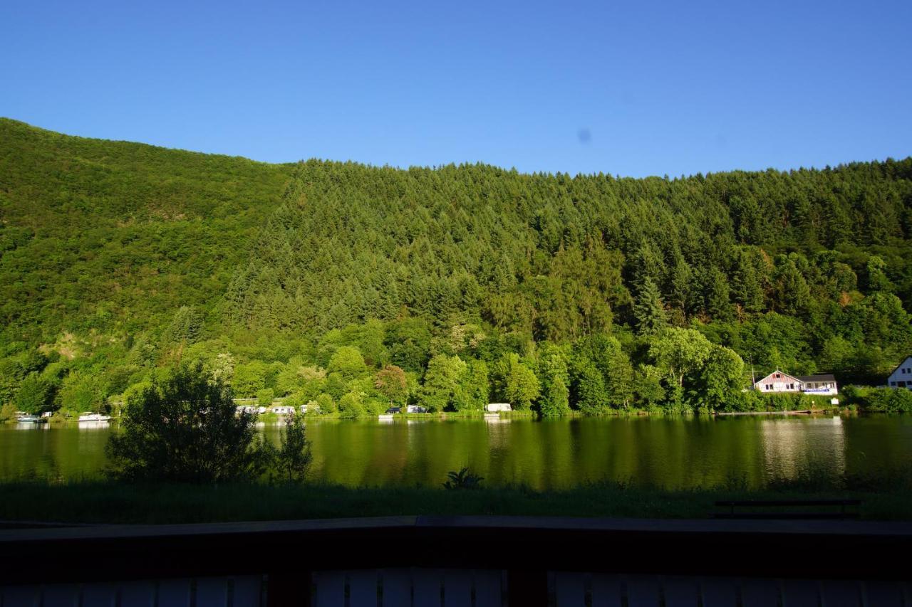 Altes Faehrhaus An Der Mosel Anno1633 Leilighet Traben-Trarbach Eksteriør bilde